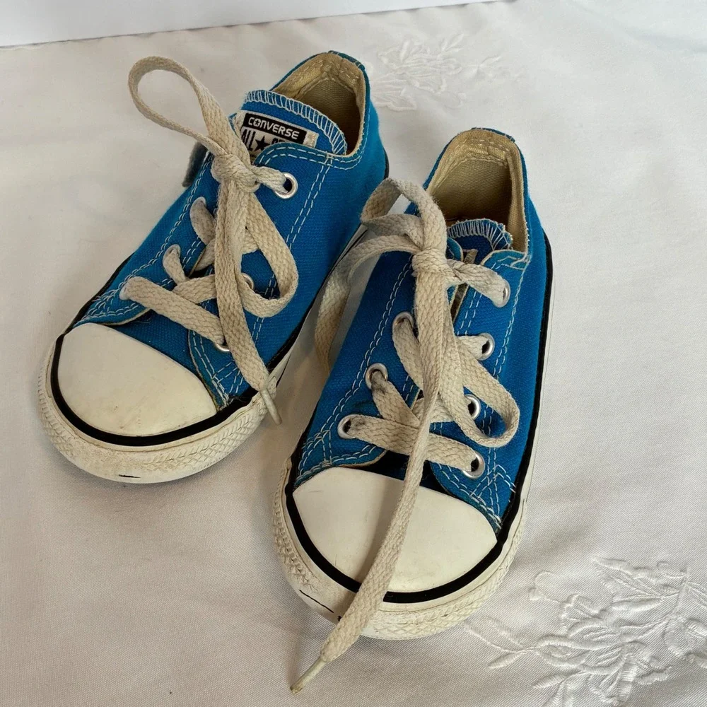 Converse Sneakers Infant 8 Chuck Taylor All Star Low Top Canvas Retro Toddler